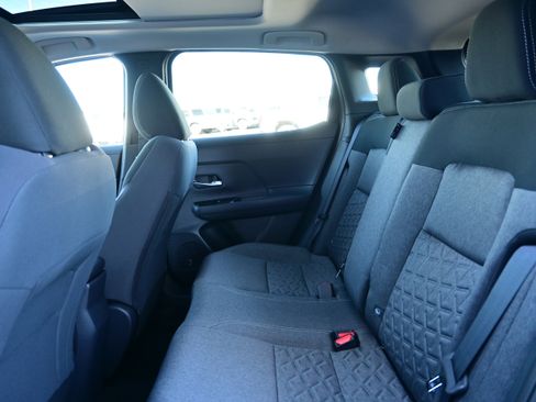 New 2026 Nissan Kicks SV w/ SV Premium Package image 15