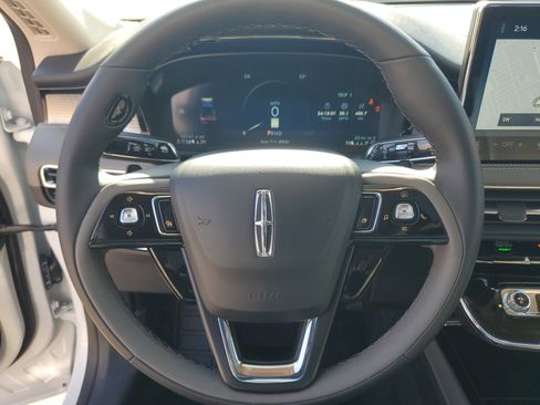 Certified 2023 Lincoln Corsair AWD w/ Equipment Group 101A image 14