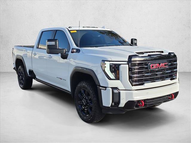 Used 2024 GMC Sierra 3500 AT4 w/ AT4 Premium Plus Package AWD/4WD image 4