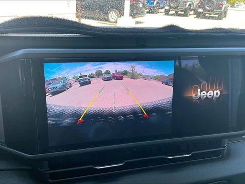 Used 2025 Jeep Wrangler Unlimited Sport AWD/4WD image 14