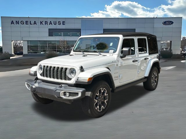 Used 2024 Jeep Wrangler Unlimited Sahara AWD/4WD image 3