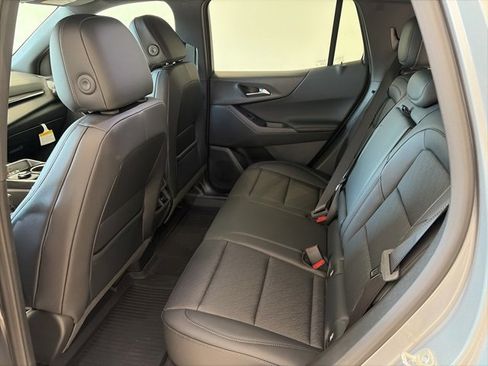 New 2026 Chevrolet Equinox LT w/ Convenience Package II image 13