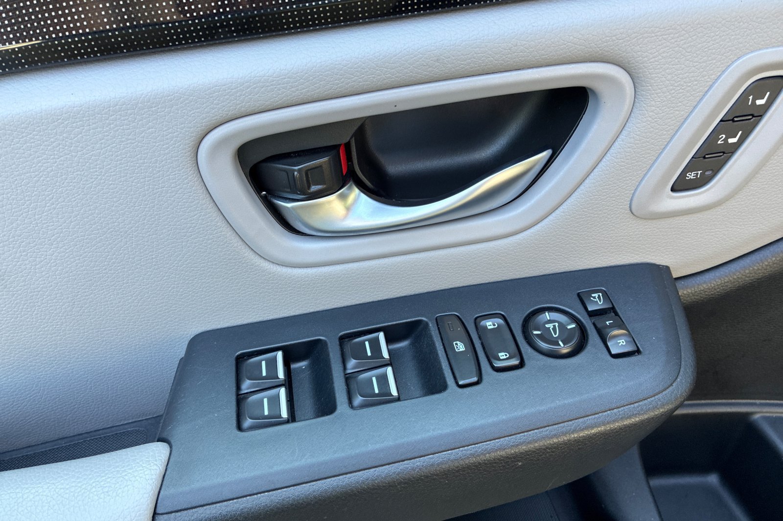 Used 2023 Honda Pilot Elite image 12