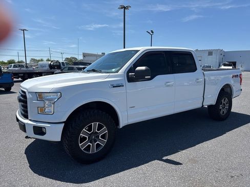 Used 2017 Ford F150 XLT w/ Equipment Group 302A Luxury AWD/4WD image 2