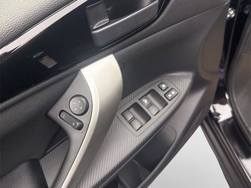 New 2026 Mitsubishi Eclipse Cross ES image 18