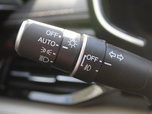 Used 2025 Acura MDX Type S image 32