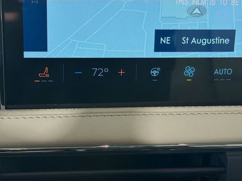 New 2026 Lincoln Corsair Premiere image 21