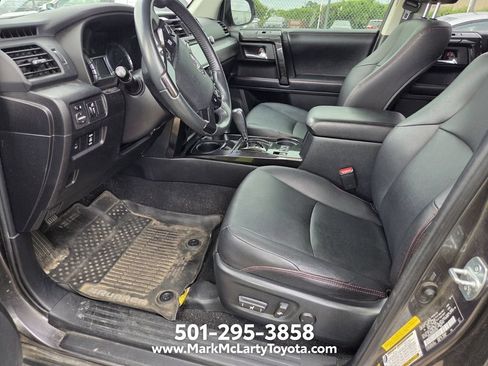 Used 2016 Toyota 4Runner Trail Premium AWD/4WD image 6