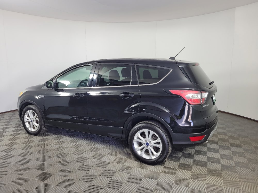 Used 2017 Ford Escape SE AWD/4WD image 3