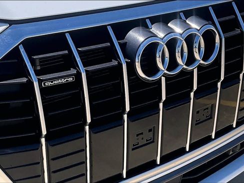Used 2025 Audi Q3 2.0T Premium AWD/4WD image 30
