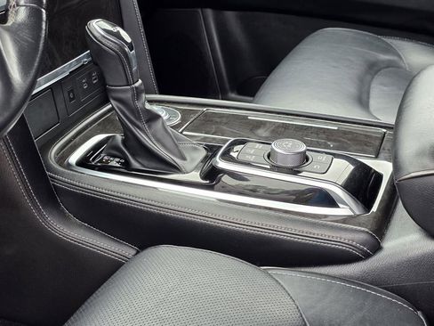 Used 2024 INFINITI QX80 Luxe image 32