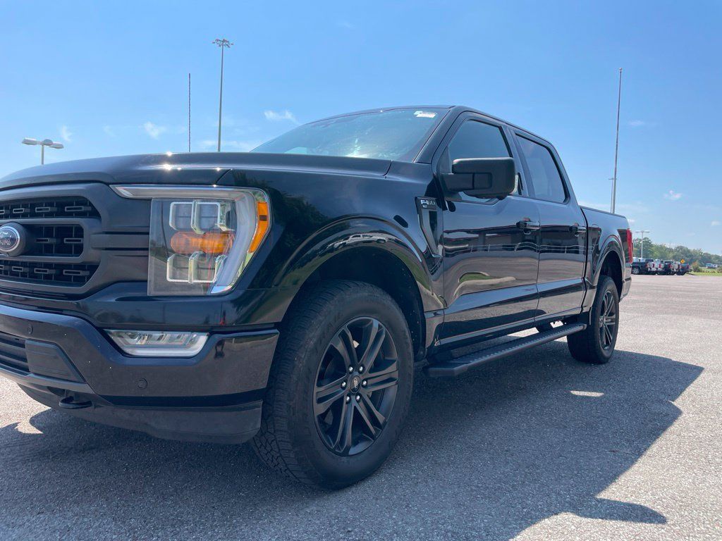 Used 2021 Ford F150 XLT w/ Equipment Group 302A High AWD/4WD image 10