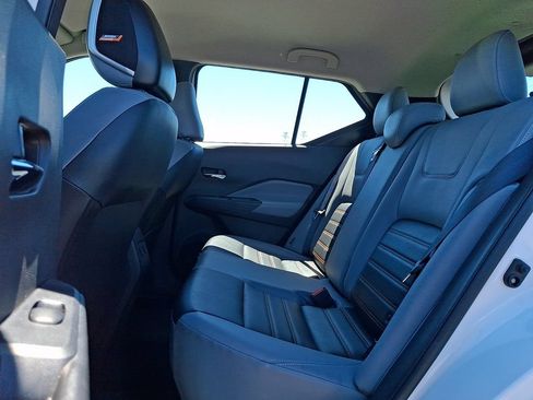 Certified 2023 Nissan Kicks SR w/ SR Premium Package FWD image 10