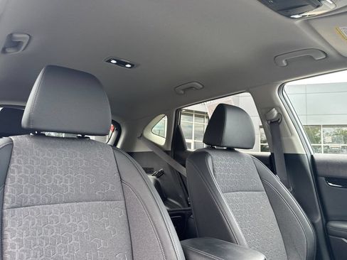 Used 2024 Kia Seltos S FWD image 17