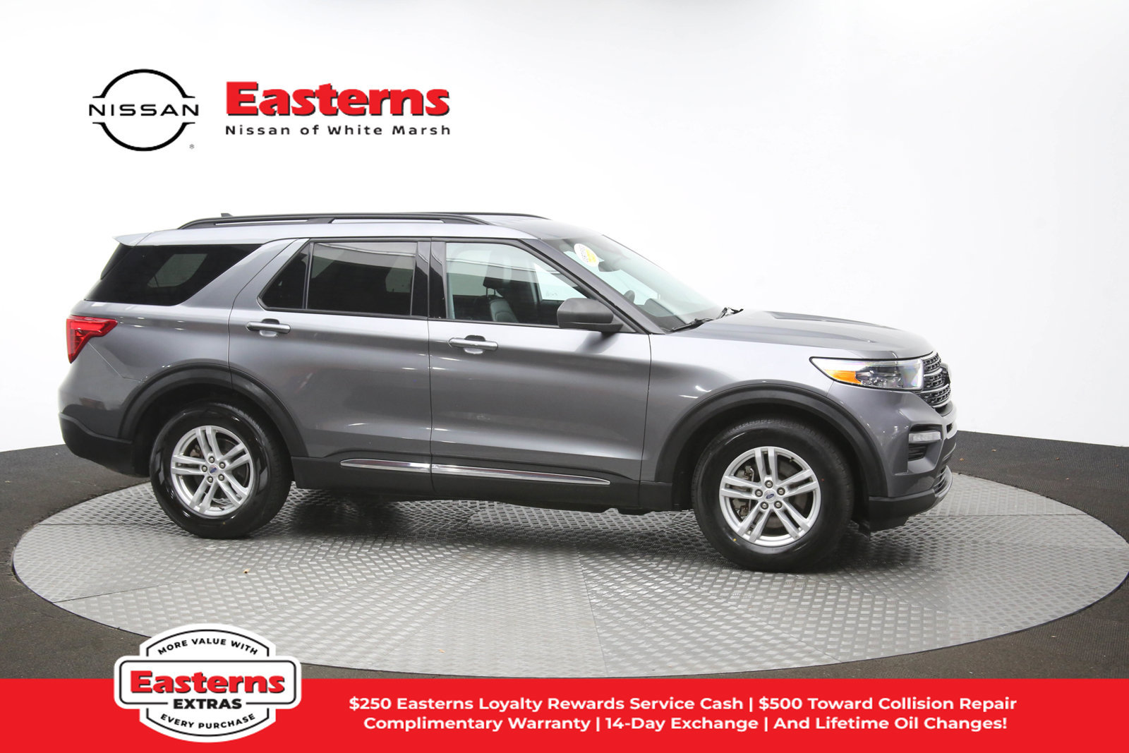 Used 2023 Ford Explorer XLT w/ Equipment Group 202A RWD image 46
