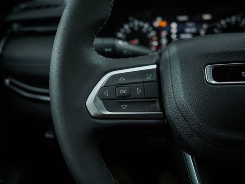 New 2026 Jeep Compass Limited image 21