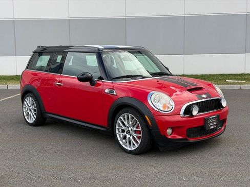 Used 2009 MINI Cooper Clubman John Cooper Works image 3