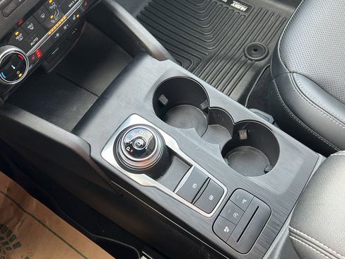 Used 2022 Ford Escape Titanium w/ Class II Trailer Tow Package image 21