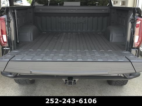 Used 2023 GMC Sierra 1500 AT4X AWD/4WD image 33