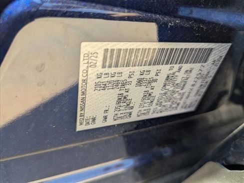Used 2025 Nissan Rogue SV FWD image 16