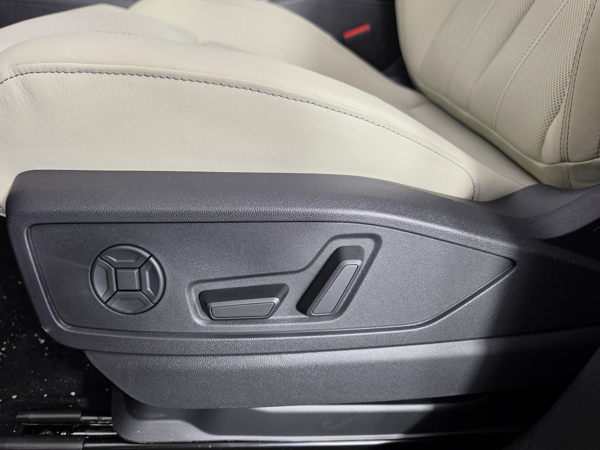 New 2026 Audi Q5 Premium Plus AWD/4WD image 16