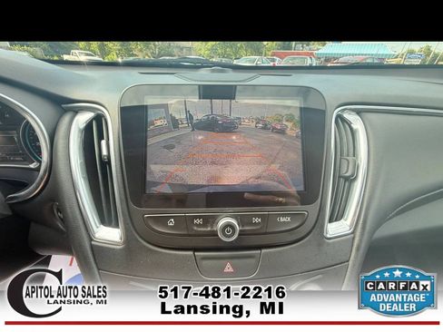 Used 2017 Chevrolet Malibu LT w/ Leather Package FWD image 24