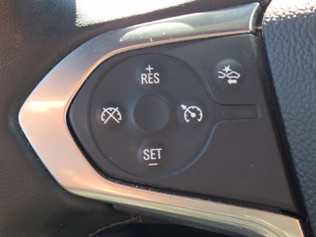 Certified 2023 Chevrolet Traverse LT FWD image 32