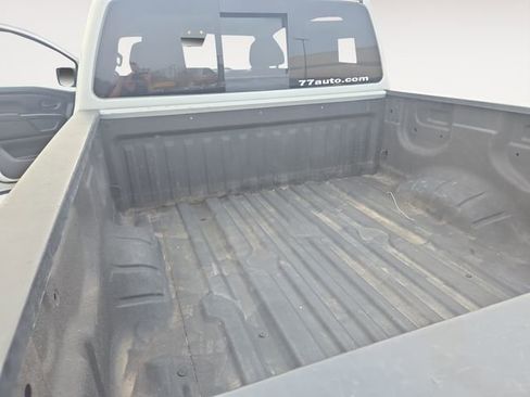 Used 2022 Nissan Titan S w/ S Utility Package image 32