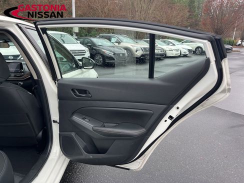 Used 2024 Nissan Altima 2.5 SV image 29