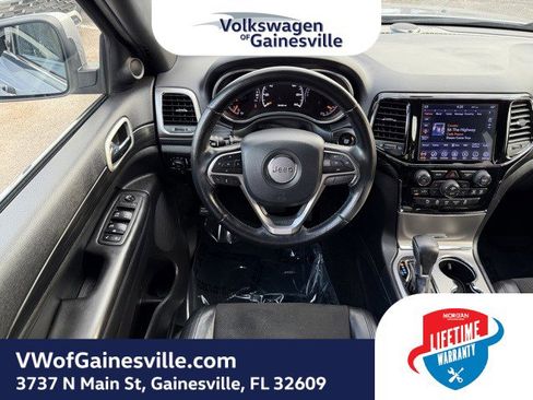 Used 2020 Jeep Grand Cherokee Laredo w/ Laredo X Package image 15