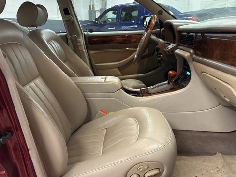Used 1996 Jaguar XJ6 image 18