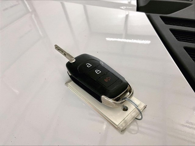 Used 2020 Ford F150 XLT w/ Equipment Group 302A Luxury AWD/4WD image 9