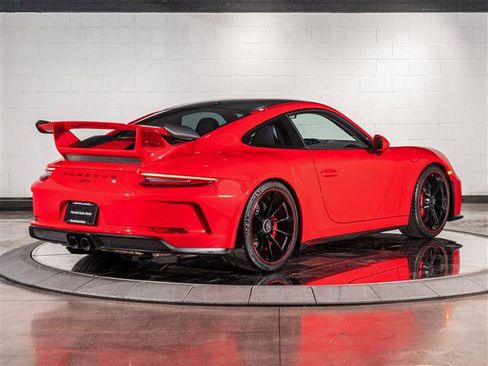 Used 2018 Porsche 911 GT3 image 9