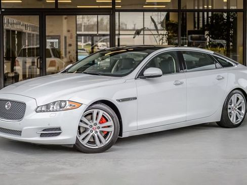 Used 2015 Jaguar XJ L Portfolio image 2
