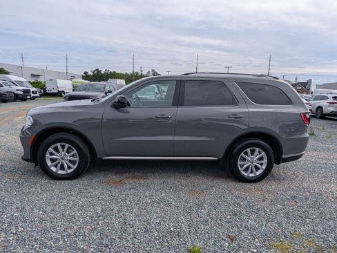 Used 2023 Dodge Durango SXT w/ Quick Order Package 2BK AWD/4WD image 2