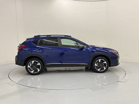 Used 2024 Subaru Crosstrek 2.5i Limited w/ Crosstrek Mirror Package AWD/4WD image 7
