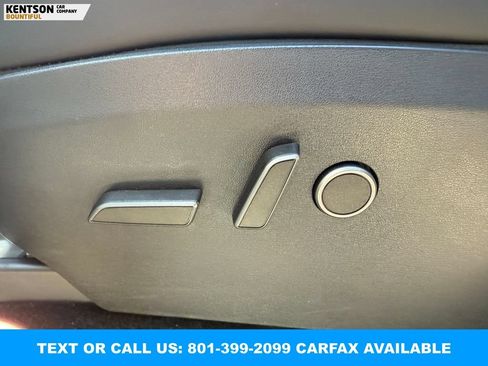 Used 2024 Tesla Model Y Performance AWD/4WD image 26