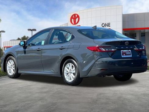 Used 2025 Toyota Camry LE FWD image 7