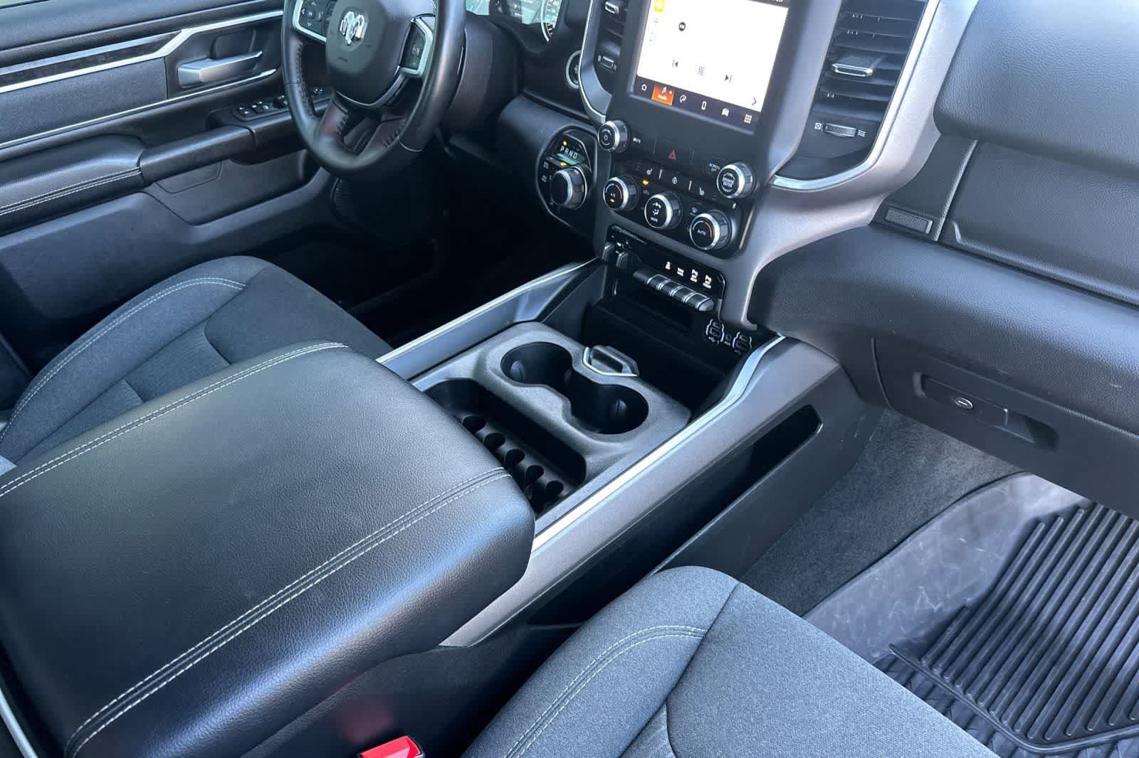 Used 2022 RAM 1500 Big Horn AWD/4WD image 16