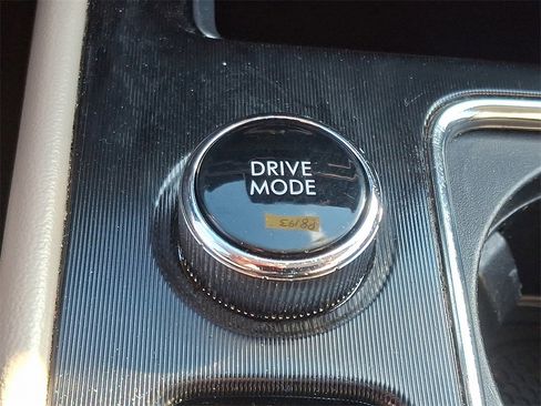 Used 2022 Lincoln Corsair AWD w/ Premium Package image 28