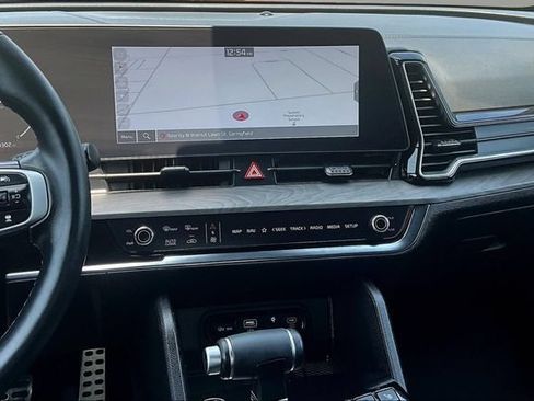Certified 2024 Kia Sportage X-Pro AWD/4WD image 9