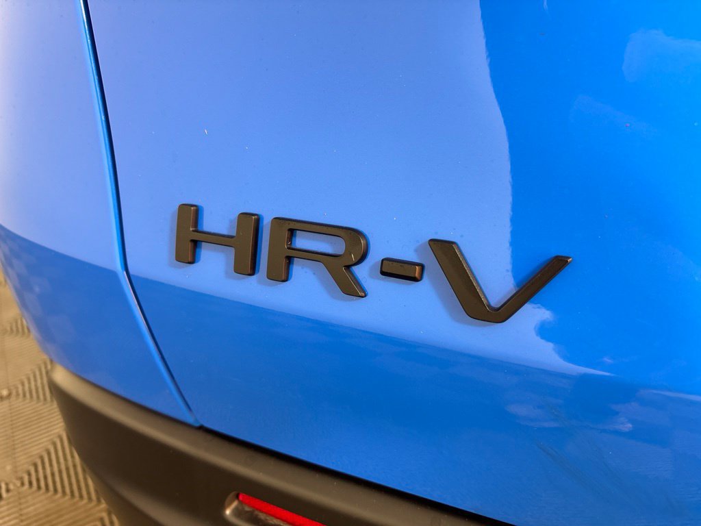Used 2027 Honda HR-V Sport image 4