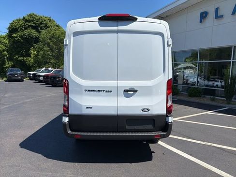 New 2026 Ford Transit 250 148 Medium Roof Extended AWD image 6