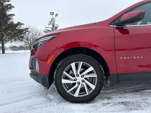 Used 2024 Chevrolet Equinox LT w/ LPO, Floor Liner Package image 40