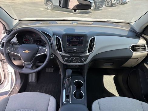 Certified 2024 Chevrolet Equinox LS FWD image 12
