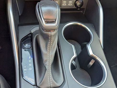 Used 2024 Toyota Highlander LE image 27