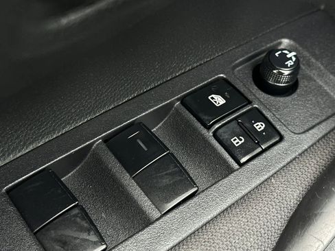 Used 2023 Toyota Corolla LE image 14