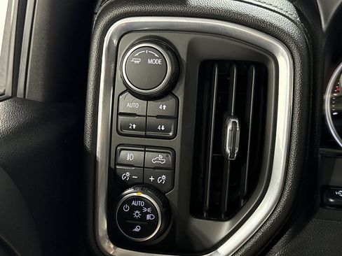 Used 2021 Chevrolet Silverado 3500 High Country image 37