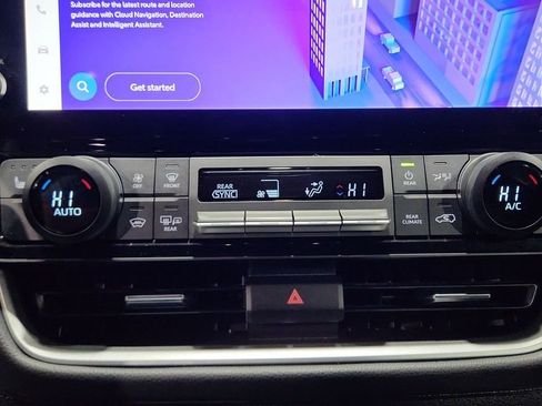 Used 2024 Toyota Grand Highlander XLE image 22