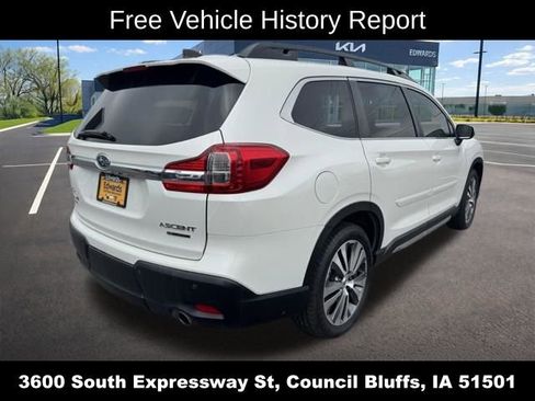 Used 2022 Subaru Ascent Limited w/ Technology Package AWD/4WD image 3